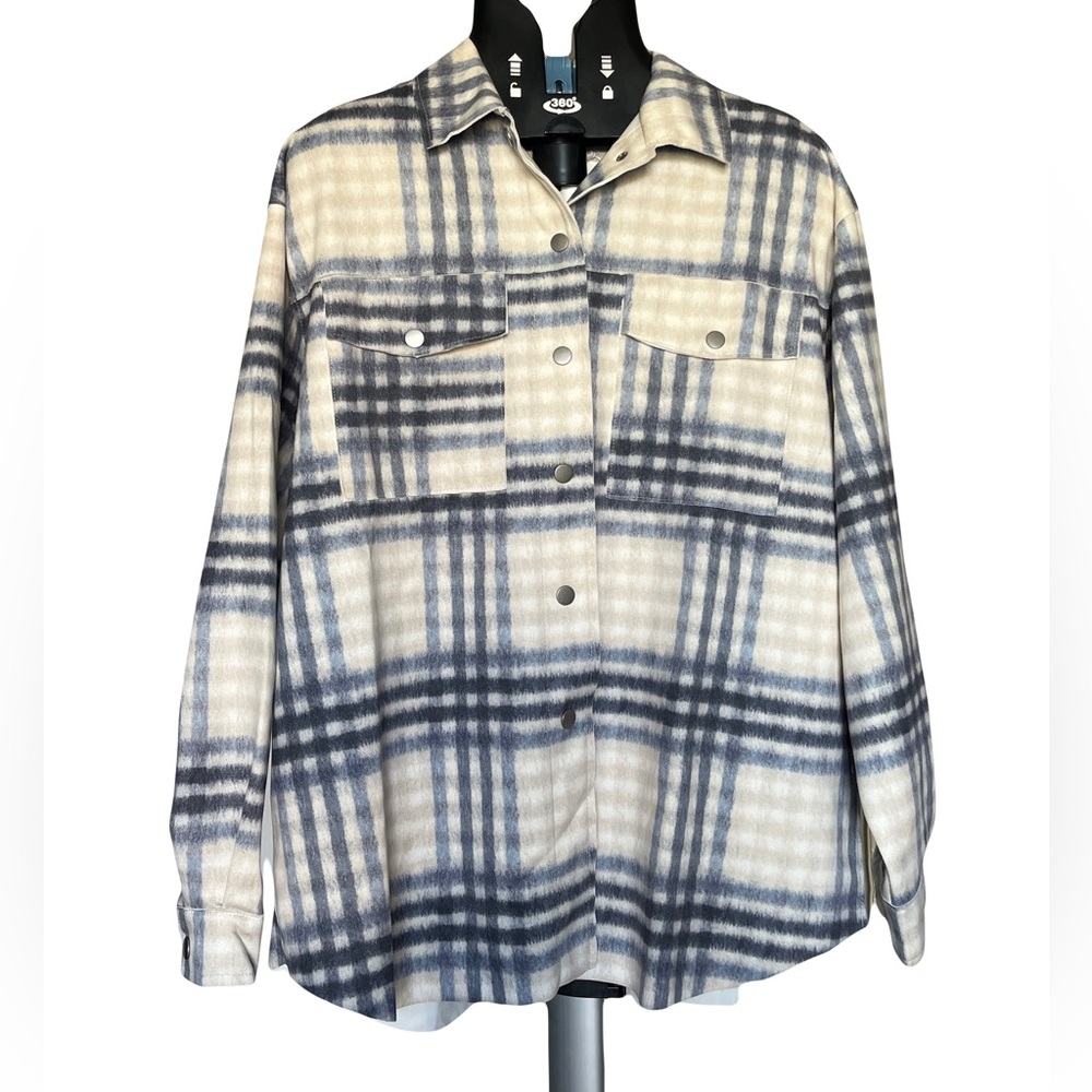 SOLD xx NWT Petal & Pup “White Check” Plaid Oversized Shacket - Picture 4 of 8